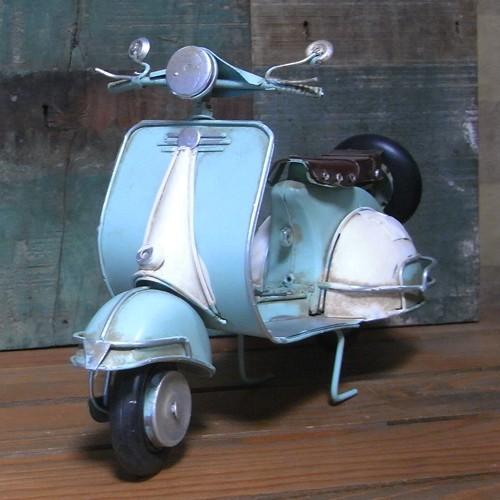 ブリキのおもちゃ BIGスクーター ノスタルジックデコ バイク ライトブルー｜goodsfarm｜04