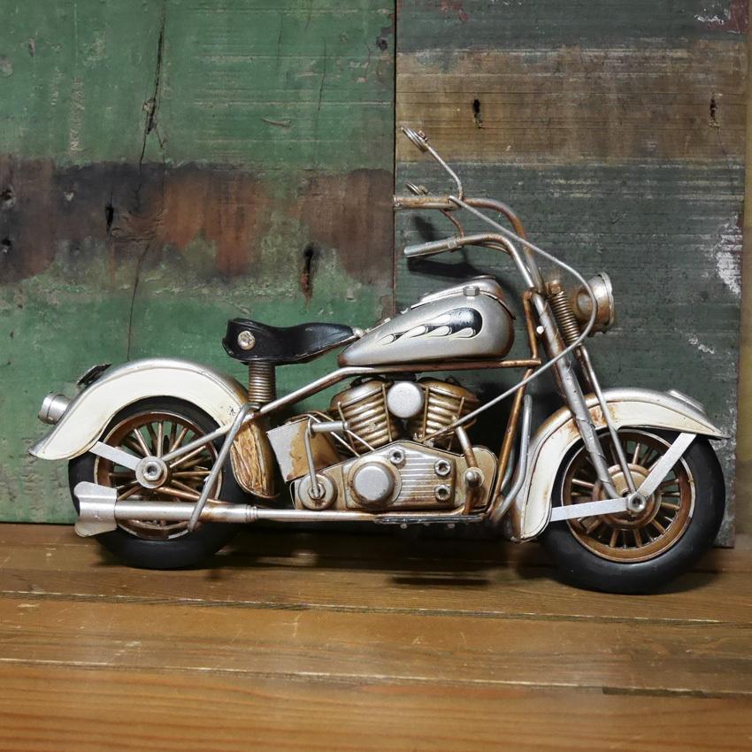 ヴィンテージ モーターサイクル SILVER FOX オートバイ ブリキの 
