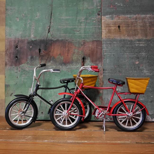 ブリキのおもちゃ 自転車 グッドオールド 工場直送 熱販売 インテリア Basket Bicycle