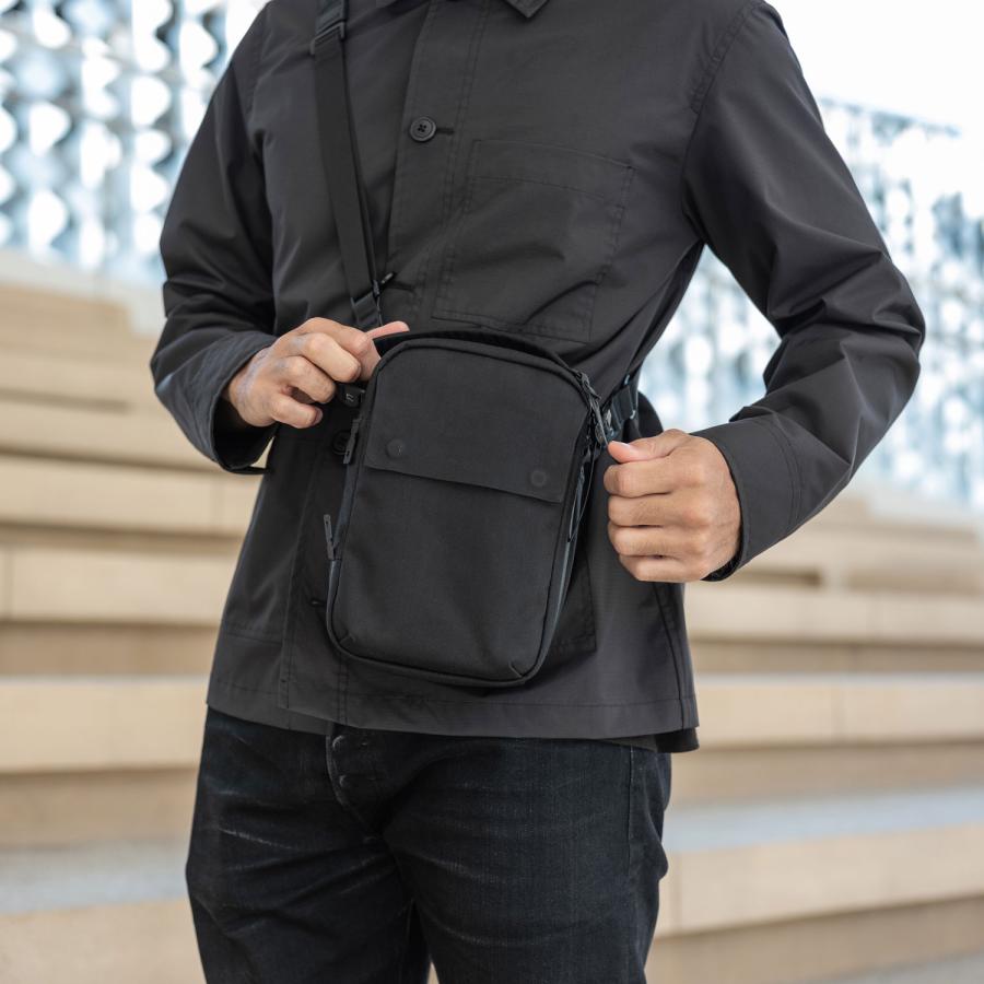 BLACK EMBER（ブラックエンバー） バッグ ショルダーバッグ コンパック