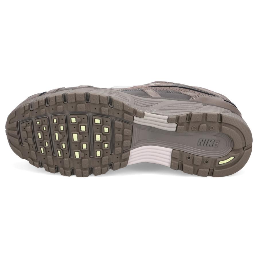 NIKE（ナイキ） スニーカー メンズ レディース P-6000 ベージュ CD6404
