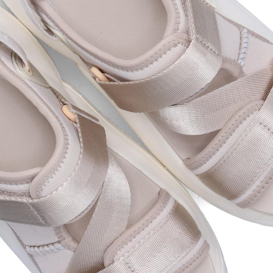UGG（アグ） ストラップサンダル ラ アルト クロスストラップ