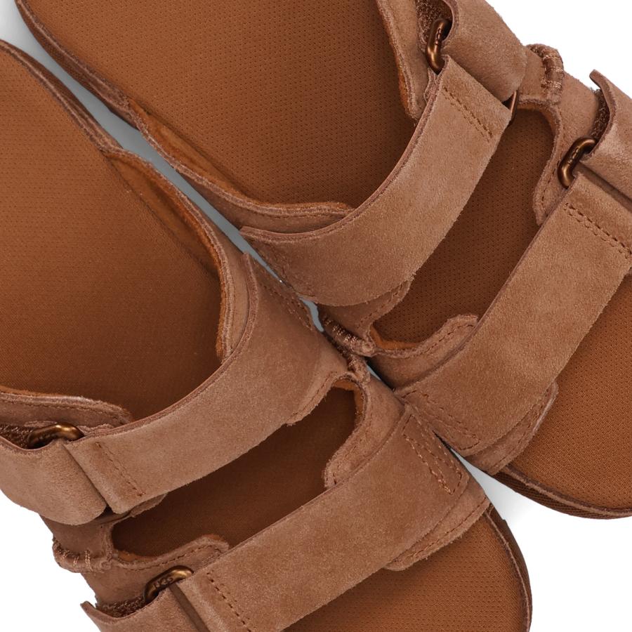 UGG（アグ） スライドサンダル ゴールデンスター ハイ レディース