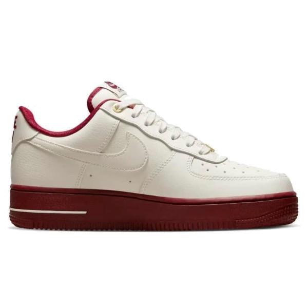 NIKE（ナイキ） NIKE WMNS AIR FORCE 1 07 SE ウィメンズ エア 