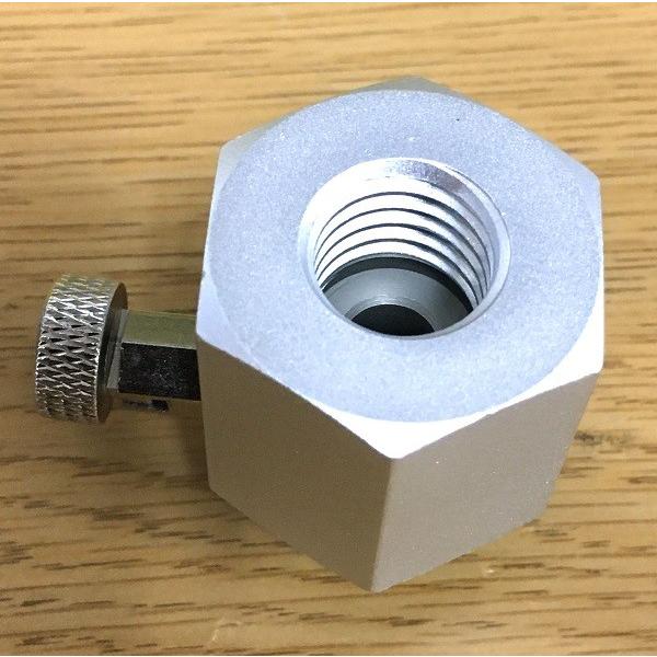 磁石式 レーザークランプ用 ワンタッチ式 取付け 5/8 アダプター クランプ 三脚 墨出し機 軽天ホルダー |  | 01