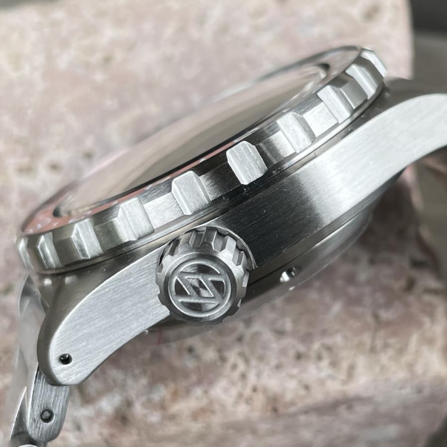 日本製 ハンドメイドの腕時計 20気圧防水 自動巻き SEIKO NH36 サファイアダブルドーム風防 316Lステンレス 腕時計 LEVEL7の画像