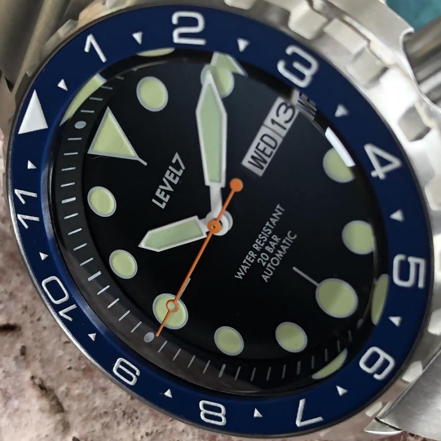 カスタム自在/MOD 自社組立の日本製 メンズウォッチ 20気圧防水 自動巻き SEIKO NH36 316Lステンレス ダイバーズラバーベルト 腕時計 lv1-flf12hnv LEVEL7の画像