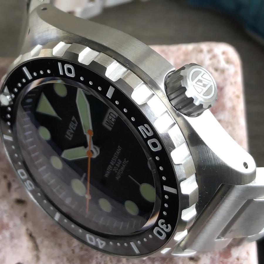 カスタム自在/MOD 自社組立の日本製 メンズウォッチ 20気圧防水