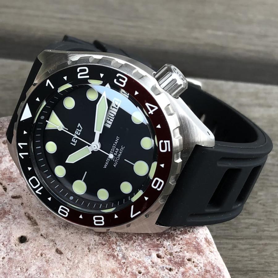 カスタム自在/MOD 自社組立の日本製 メンズウォッチ 20気圧防水 自動巻き SEIKO NH36 316Lステンレス ダイバーズラバーベルト 腕時計 lv1-flfcoke LEVEL7の画像
