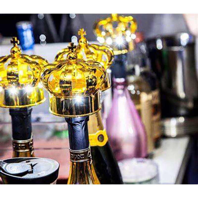 LED ボトル キャップ 王冠型 2Pセット 幻想的 光る パーティー イベント バー 用品 ホストクラブ シャンパン ワイン 充電式｜goodz-store｜05