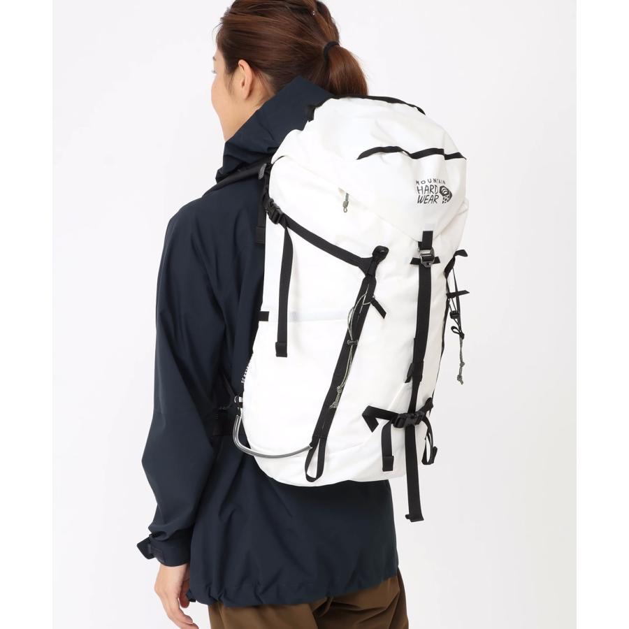マウンテンハードウェア リュックサック バッグ135L 軽量 コンパクト Amazon.co.jp: マウンテンハードウェア スクランブラー 35 軽量