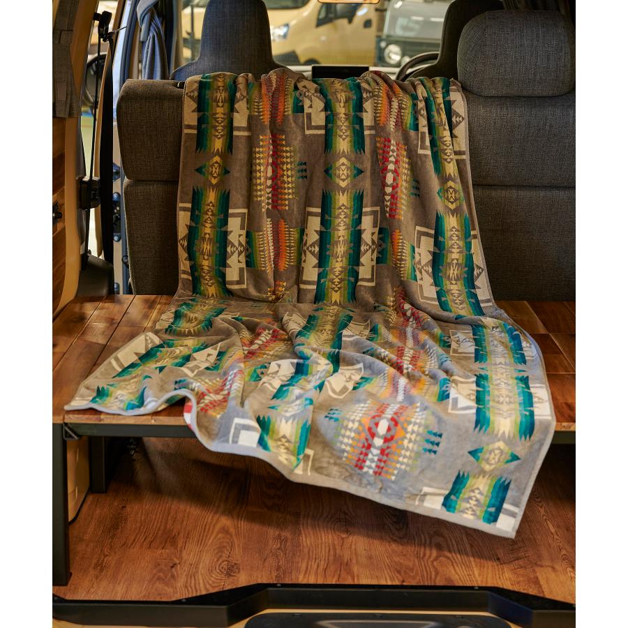 PENDLETON（ペンドルトン） オーバーサイズ ジャガード タオル