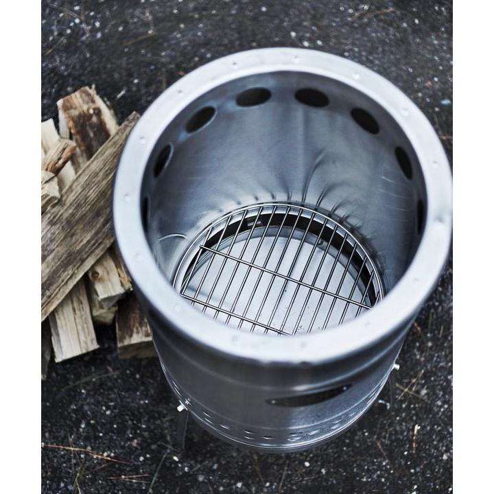 FEUER HAND PYRON 焚き火台 使っている人はごく僅か！？ 珍しい焚火台、フュアハンド