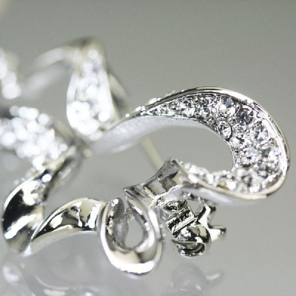 ブローチ スワロフスキー おしゃれ パール 真珠 フォーマル ブローチ 卒業式 入学式 Mz3swg ステージアクセサリーゴージャス屋 通販 Yahoo ショッピング