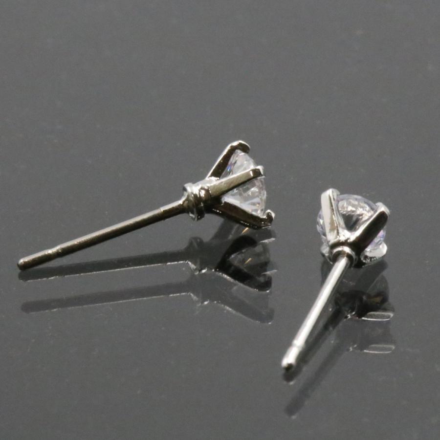 SWAROVSKI（スワロフスキー） ピアス レディース 安い 4mm