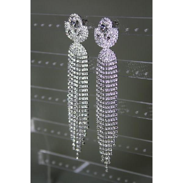 SWAROVSKI（スワロフスキー） イヤリング ピアス レディース 揺れる 