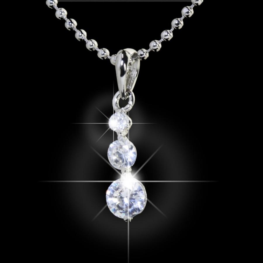 SWAROVSKI スワロフスキー 3連ストーン ネックレス SWAROVSKI（スワロフスキー） ネックレス トリロジー 3ストーン CZ