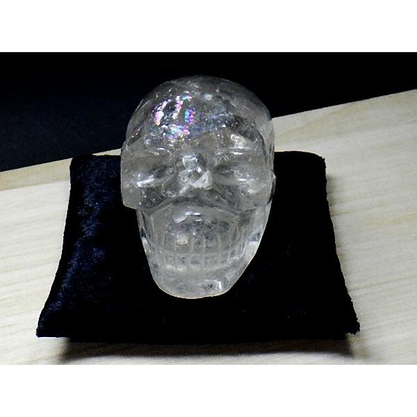 クリスタル スカル 虹入り水晶 クション台座付き 骸骨 アイリス