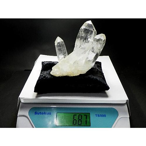 レーザークォーツクラスター天然水晶 台座クッション付き クリスタルクォーツ Crystal Quartz ディアマンティーナ直輸入 全国送料無料 No.３８の画像