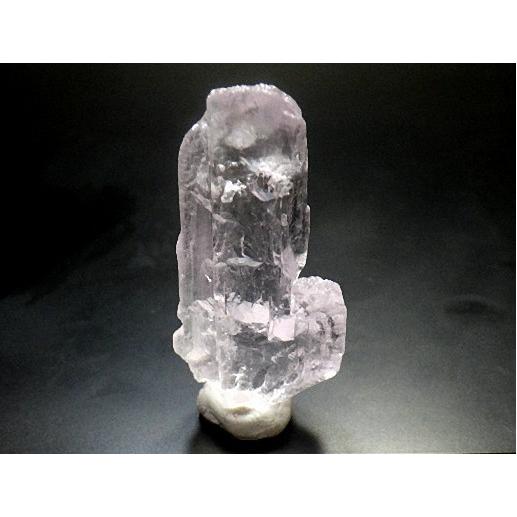 クンツァイト ８３CT カラット 簡易鑑別付き Kunzite リチア輝石 原石 アフガニスタン産 全国送料無料の画像