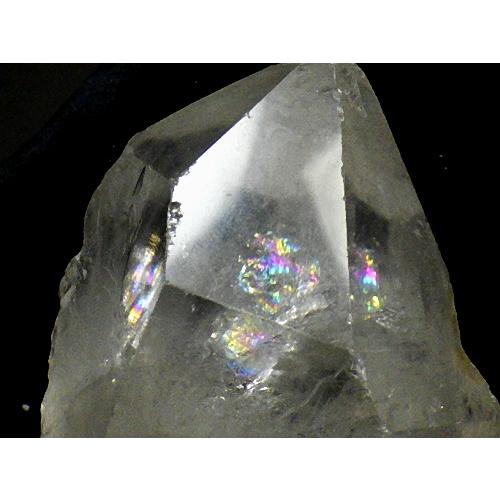 虹入り水晶 レインボークォーツ ２６０ｇ 天然水晶 レインボークリスタル 大きいサイズ 原石 ブラジル産 送料無料 No.０５の画像