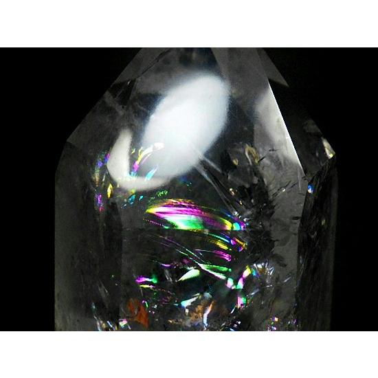 虹入り天然水晶 ６９７ｇ 鑑別書付き レインボークォーツ アイリスクォーツ ポイント ブラジル産 送料無料 No.１７４の画像