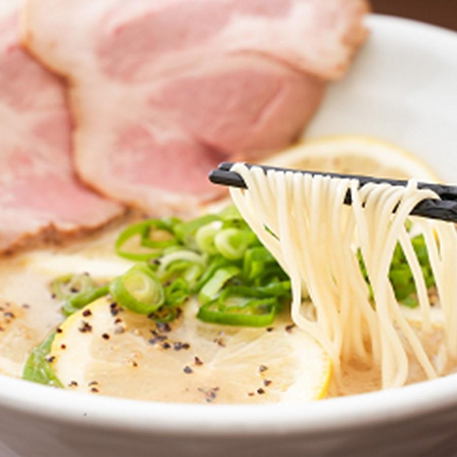 レモンとんこつラーメン 麺也オールウェイズ 長崎レモンとんこつ
