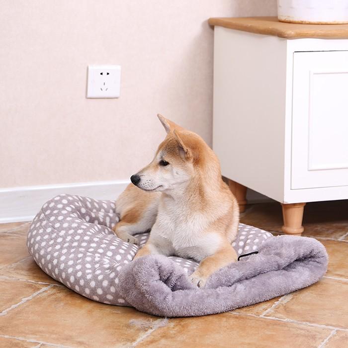 ペット用ベッド 犬用ベッド 猫用ベッド ドット柄 寝袋 布団 ソファ 可愛い フリース ボア Pe Grace Yahoo 店 通販 Yahoo ショッピング