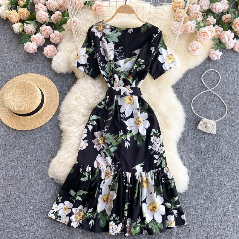 注目ブランド ワンピース フレアワンピ フリル ラウンドネック 丸首 半袖 花柄 鳥 バード 華やか リゾート ブラック ホワイト旅行 魅力的 ナチュラル 華やか Pkg42 海外正規品 Www Ladislexia Net