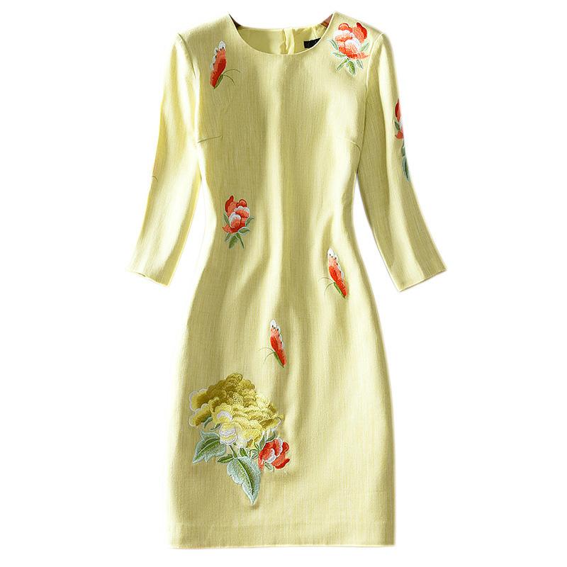 感謝価格 服装 結婚式 パーティー ドレス ミセス Res64 グリーン イエロー 華やか 和テイスト 食事会 タイトワンピ 刺繍 蝶 花 パーティードレス 披露宴 ワンピース パーティドレス カラー 1 Color