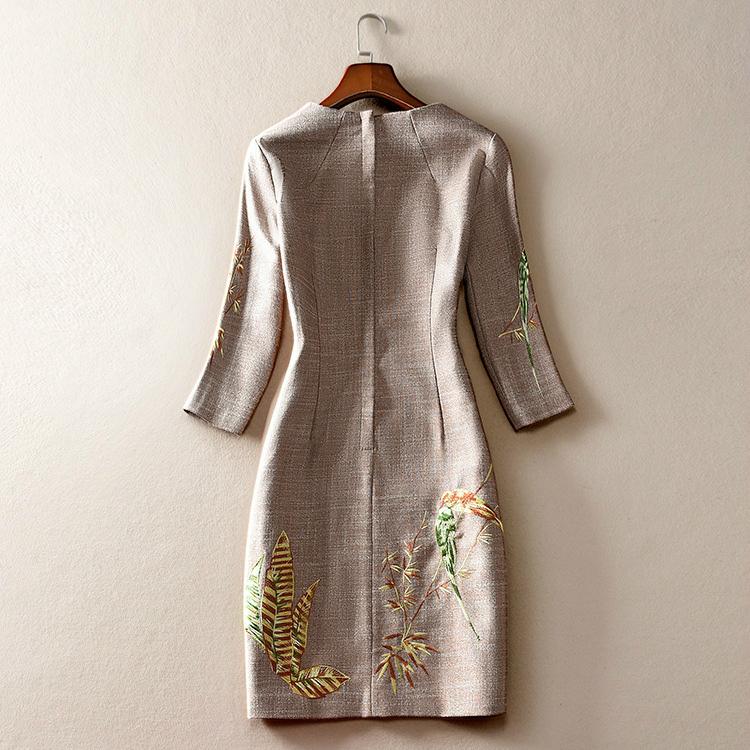 パーティー 結婚式 服装 ドレス ワンピース 披露宴 パーティードレス 刺繍 鳥 和テイスト タイトワンピ 膝丈 ラウンドネック ブラウン 魅力的 Res65 多様な