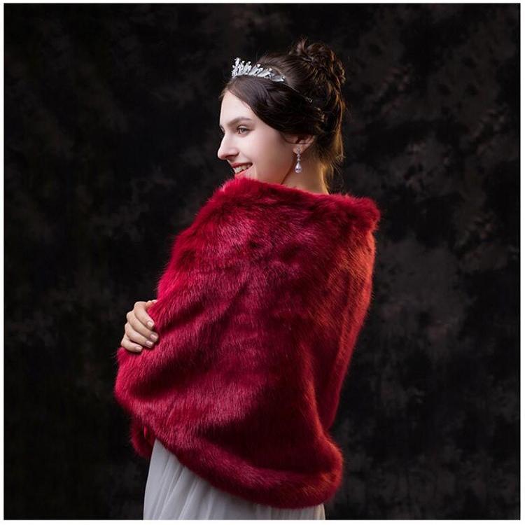 ボレロ ショール ケープ ストール ウエディングドレス フェイクファー カーディガン 羽織 ポンチョ レディース 冬 結婚式 お呼ばれ パーティー 二次会 Da492s1 グレースショップ 通販 Yahoo ショッピング