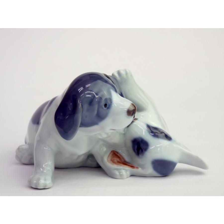 ロイヤルコペンハーゲン 戯れているポインターの子犬 | ROYAL COPENHAGEN | 01