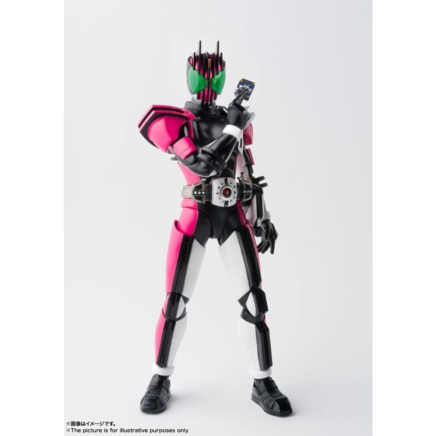 S.H.フィギュアーツ 真骨彫製法 仮面ライダーディケイド 【公式通販】
