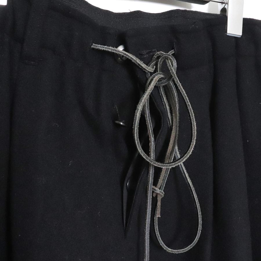 KAZUYUKI KUMAGAI ATTACHMENT カシミヤ混ストレッチフラノ テーパード