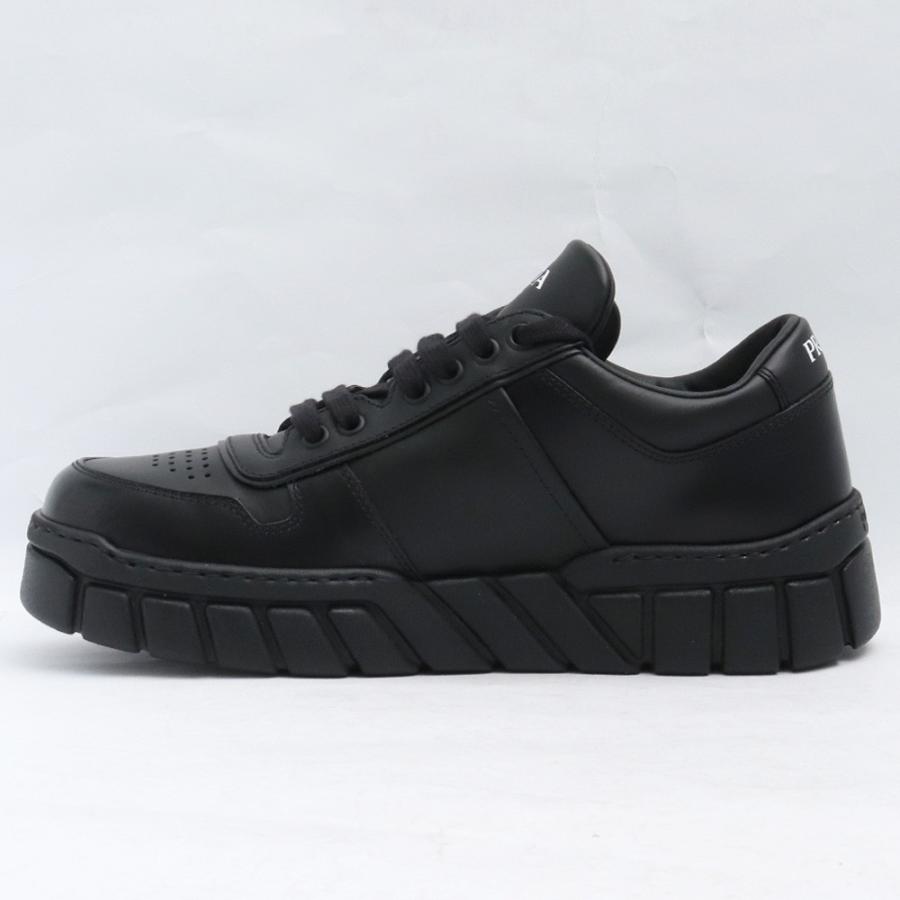 26cm相当 PRADA レザー スニーカー サイズ7 ブラック 2EE378 26cm相当 PRADA レザー スニーカー サイズ7 ブラック 2EE378