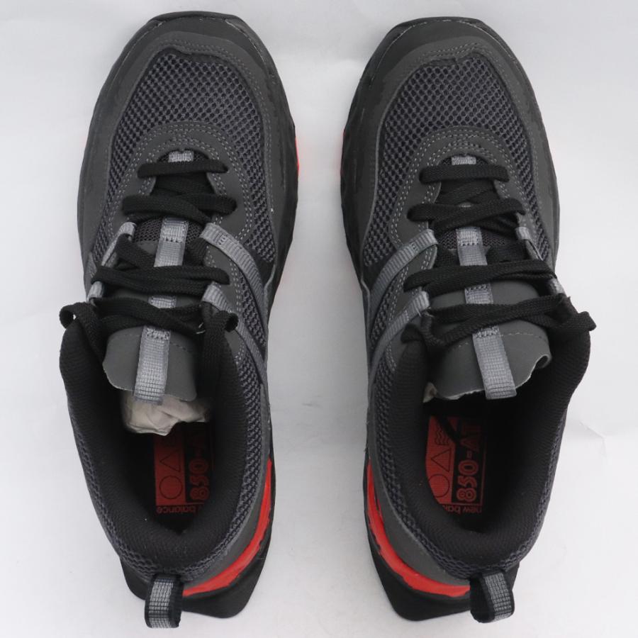 たぴ　New Balance スニーカー ブラック/ブルー/レッド 1/4発売｜New Balance 650 