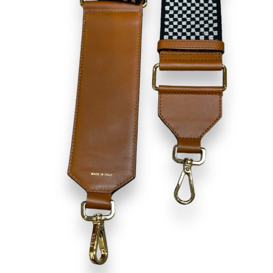 FENDI ストラップユー　ブラウン FENDI Strap You ショルダーストラップ OS ブラック ホワイト ブラウン