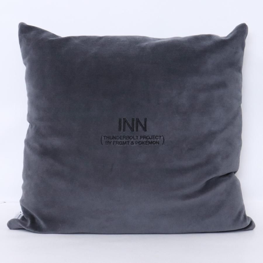 Fragment Pokemon クッション Thunder bolt FRAGMENT × POKEMON THUNDERBOLT PROJECT CUSHION グレー PFI-12380-C