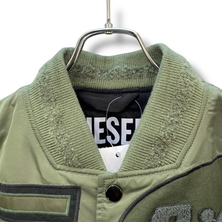 【⠀値下げ交渉可能】DIESEL オリーブ色 XL キルティングベスト DIESEL オリーブ色 XL キルティングベスト