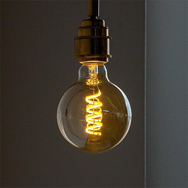 スマートLED電球 HALF（ハーフ） スマートスピーカー対応 E26 5ワット