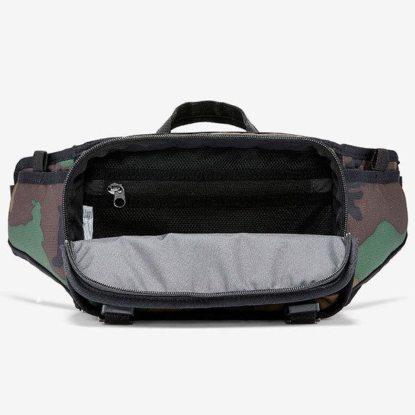 NIKE 新品 SB WAIST BAG ナイキ ウエストバッグ カモフラ 迷彩 NIKE 新品 SB WAIST BAG ナイキ ウエストバッグ カモフラ 迷彩