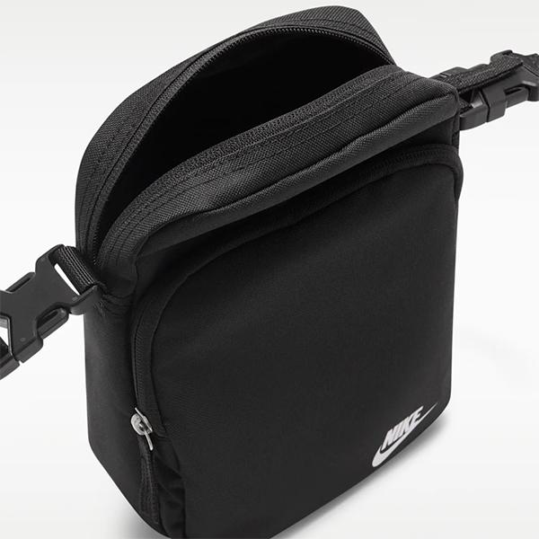 NIKE（ナイキ） 新品 NIKE SHOULDER BAG ショルダーバッグ ブラック