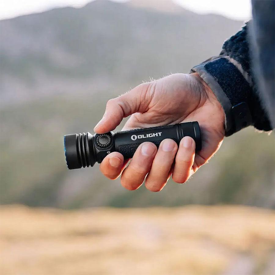 OLIGHT OLIGHT(オーライト) Seeker 4 Pro ledライト 懐中電灯 OLIGHT OLIGHT(オーライト) Seeker 4 Pro ledライト 懐中電灯