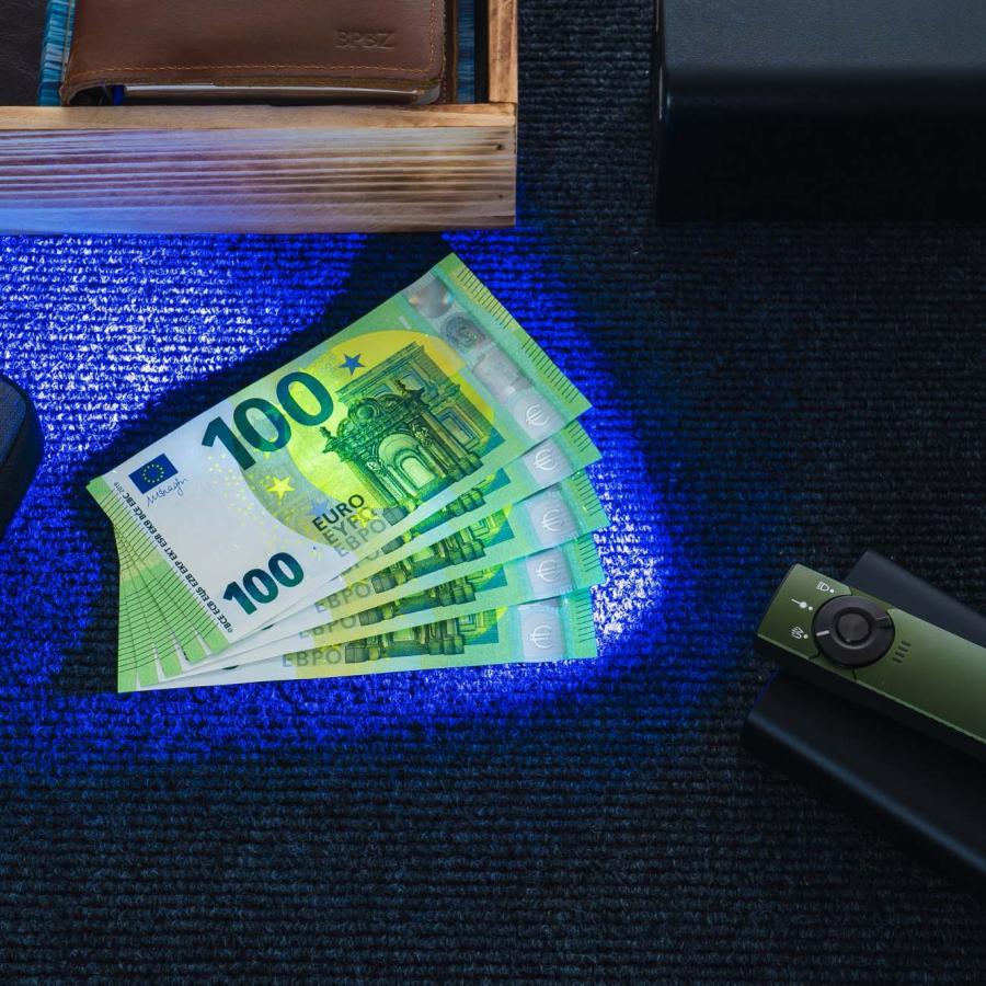 OLIGHT オーライト Arkfeld Pro 超高輝度 LED 懐中電灯 ハンディ OLIGHT オーライト Arkfeld Pro 超高輝度 LED 懐中電灯 ハンディ