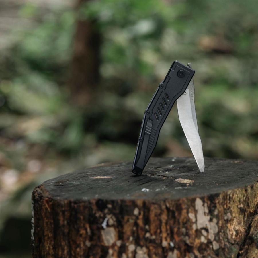 OLIGHT オーライト Mettle 3 折り畳み式ツール サイバーパンク風 OLIGHT オーライト Mettle 3 折り畳み式ツール サイバーパンク風