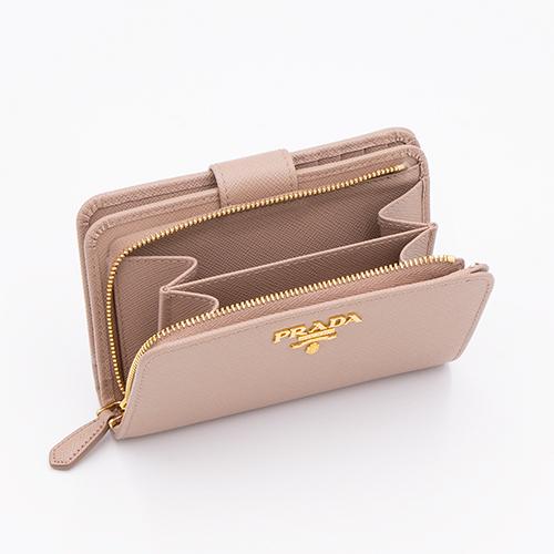 2022年春夏新作】プラダ PRADA 2つ折り財布 ピンクベージュ 1ML225 QWA 2022年春夏新作】プラダ PRADA 2つ折り財布 ピンクベージュ 1ML225 QWA