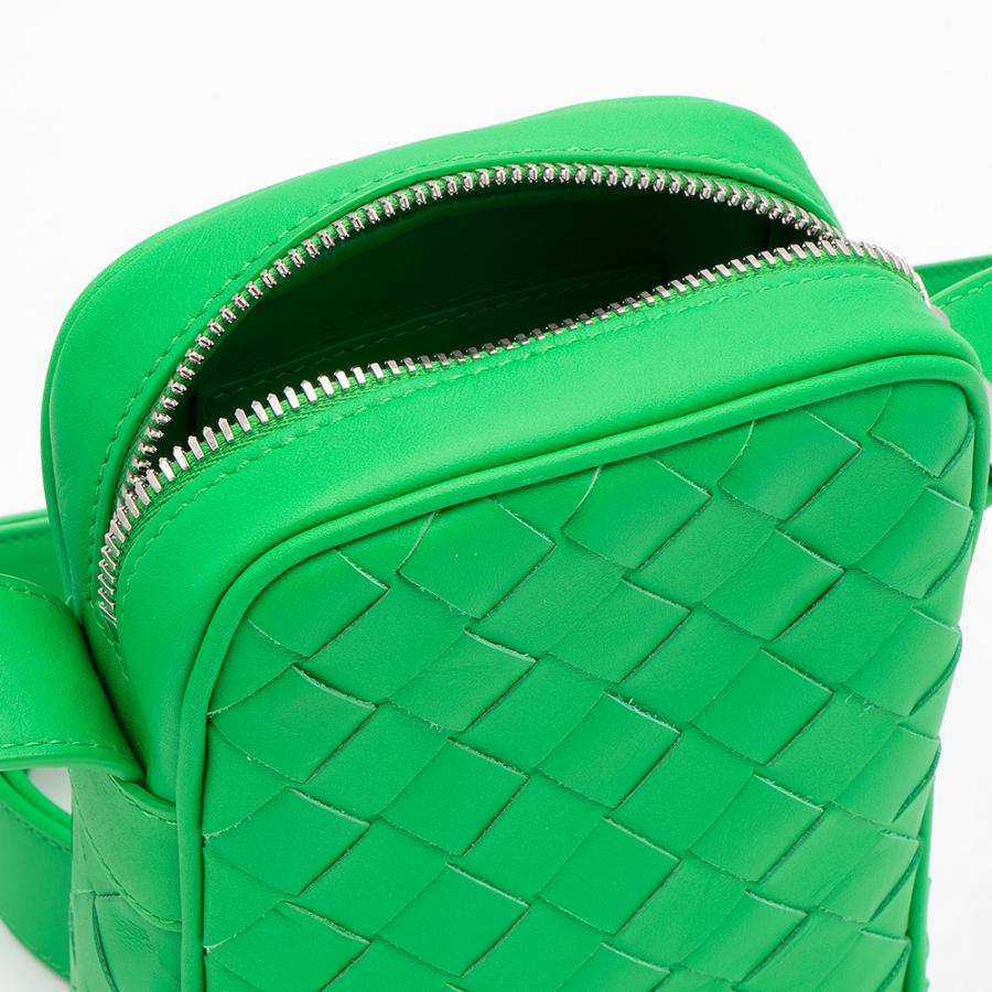 BOTTEGA VENETA（ボッテガ・ヴェネタ） ショルダーバッグ パラキート 
