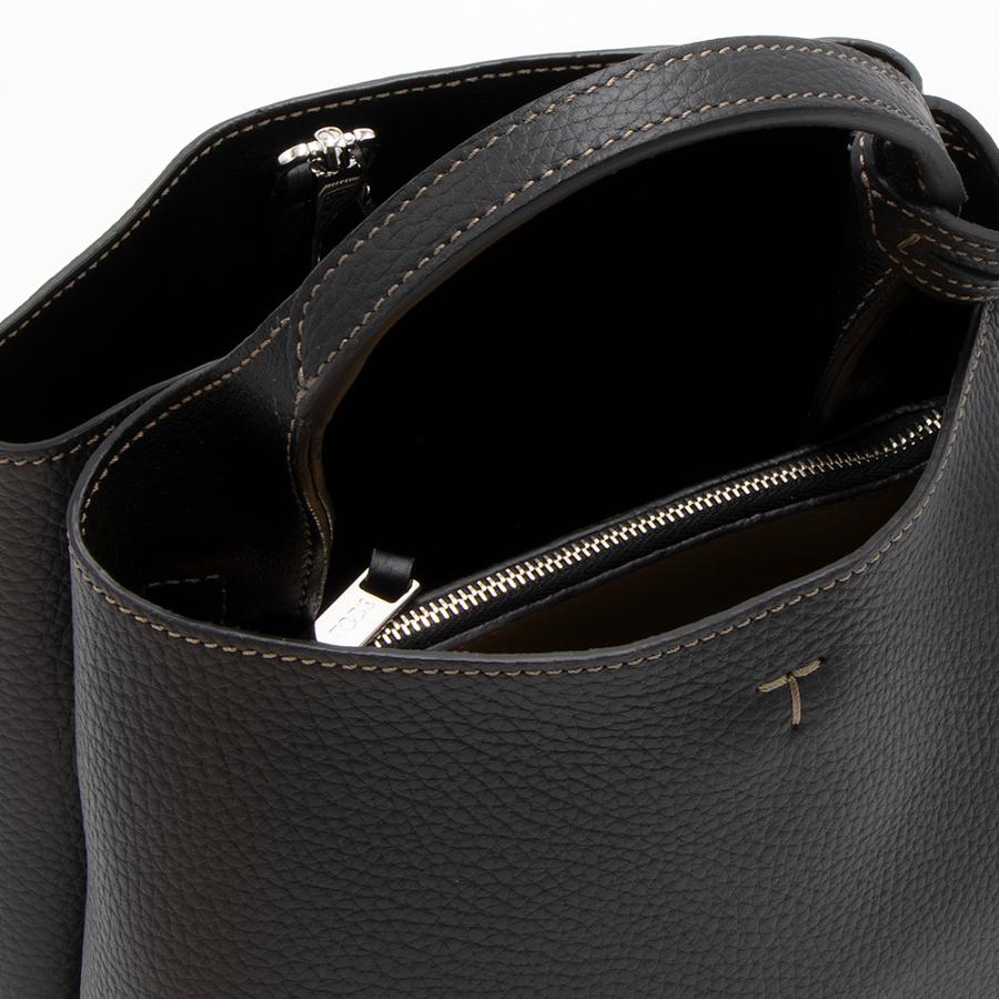 TOD'S（トッズ） トートバッグ(2WAY仕様) マイクロ ブラック