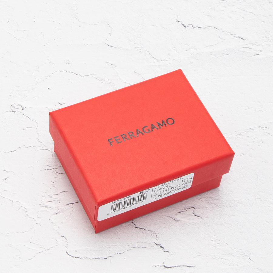 FERRAGAMO パール調ピアス 赤いボックス付き FERRAGAMO（フェラガモ